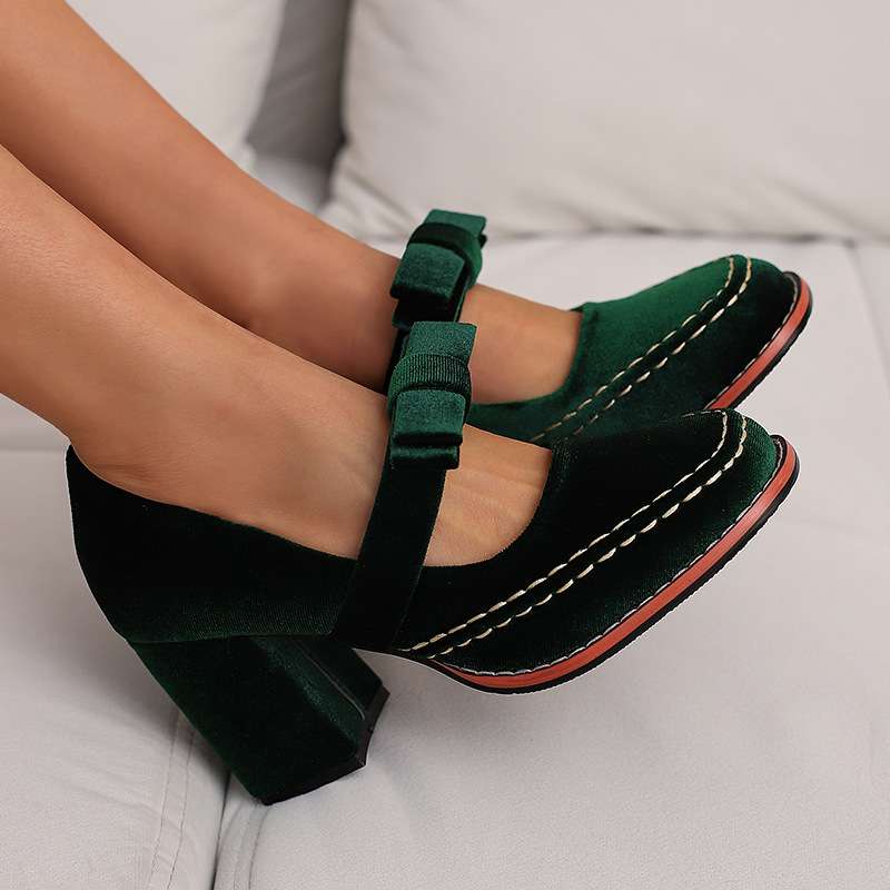 VELOURA VELVET LOAFERS