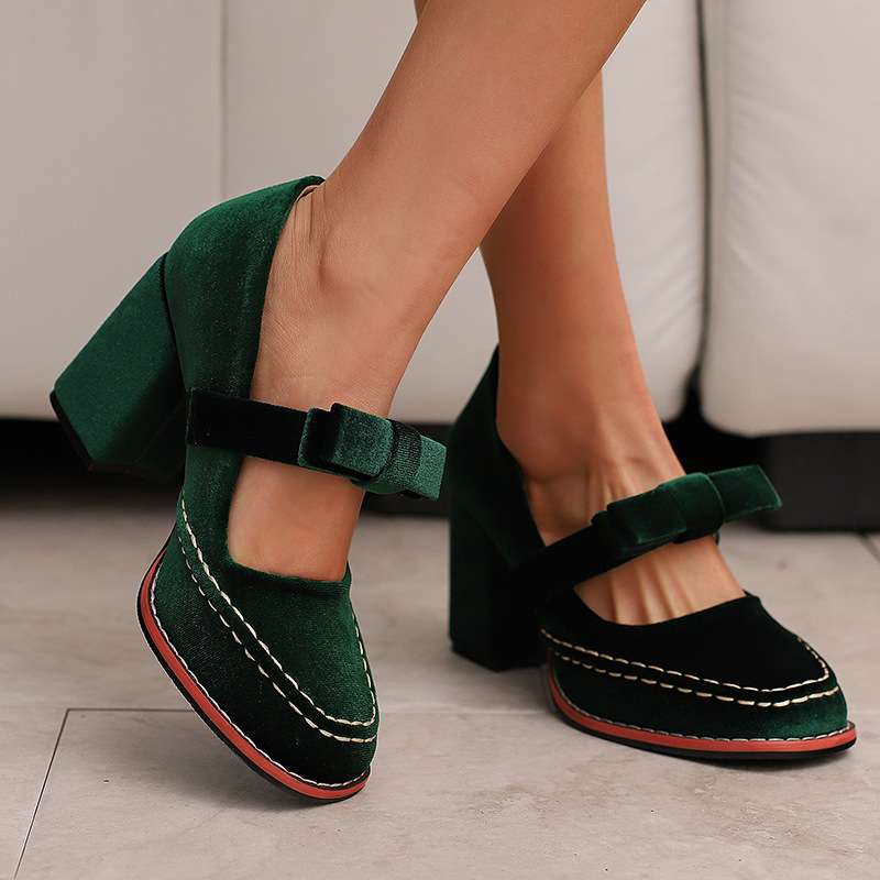 VELOURA VELVET LOAFERS