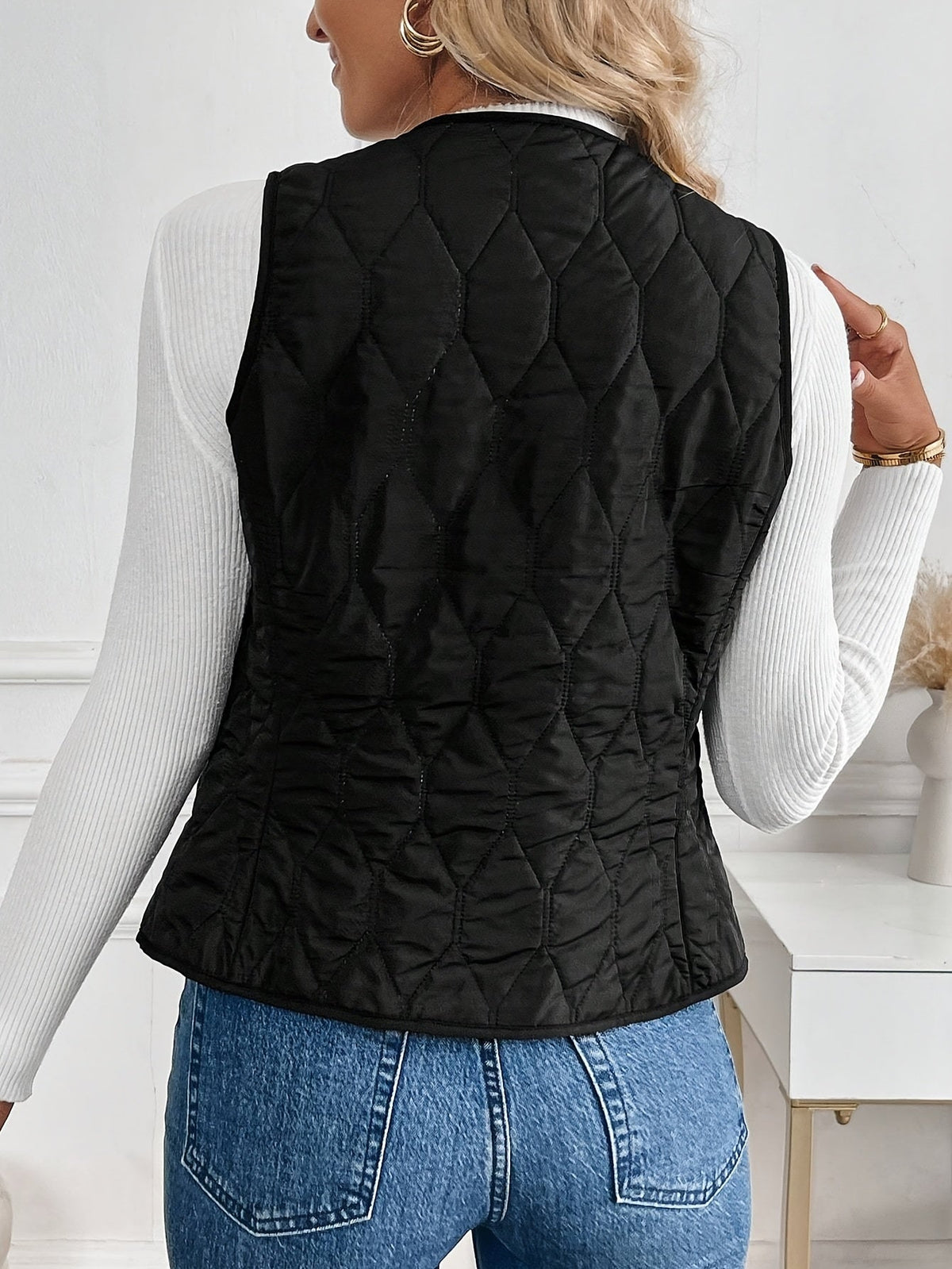 VELDRA QUILTED VEST